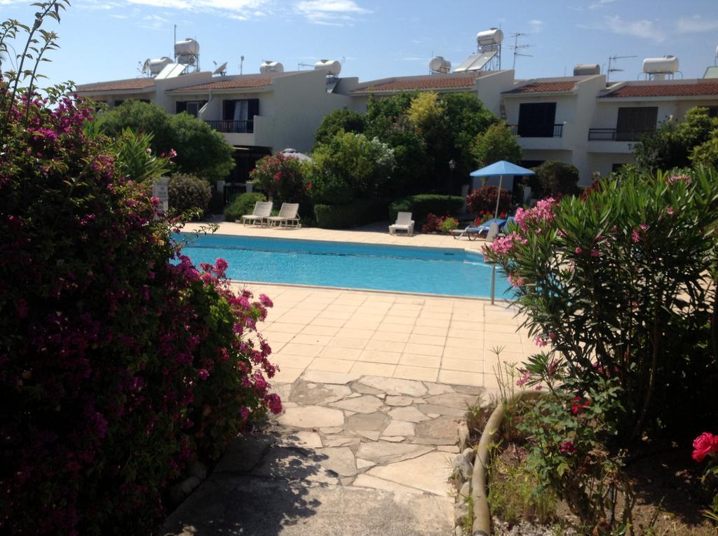 Вилла Paphos Townhouse Экстерьер фото